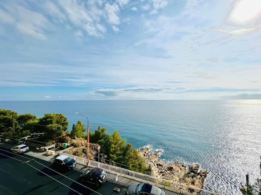 Suite Sunset 11 - Fronte Mare San Remo Exterior foto