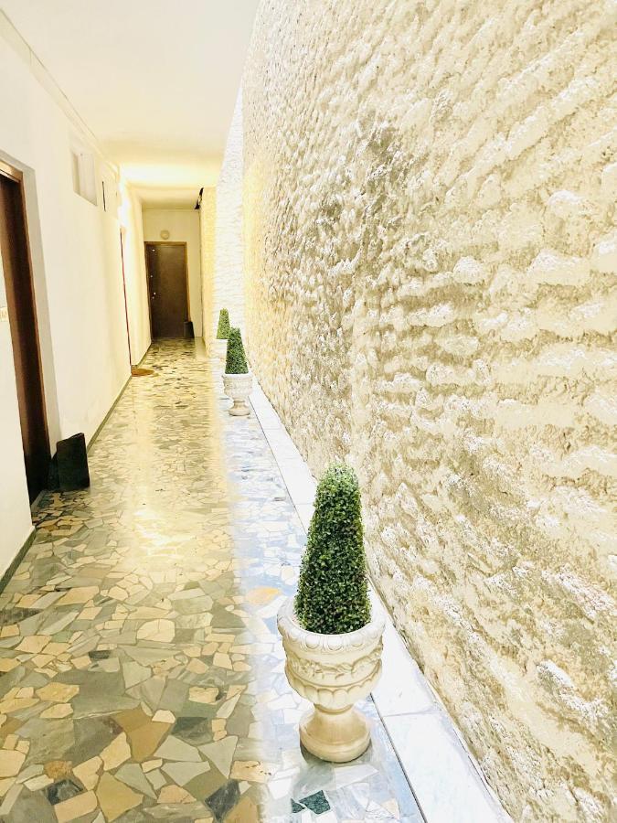 Suite Sunset 11 - Fronte Mare San Remo Exterior foto